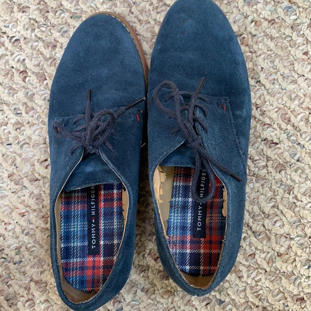 Tommy Hilfiger suede oxfords